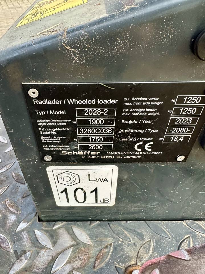 Schäffer 2028 - Cargadora articulada: foto 2 Schäffer 2028 - Cargadora articulada: foto 2