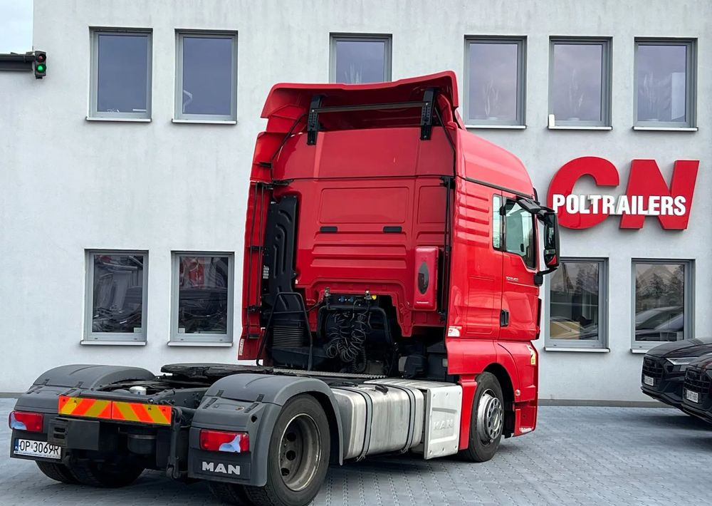 MAN TGX 18.420 XLX  LOW DECK - Cabeza tractora: foto 4 MAN TGX 18.420 XLX  LOW DECK - Cabeza tractora: foto 4