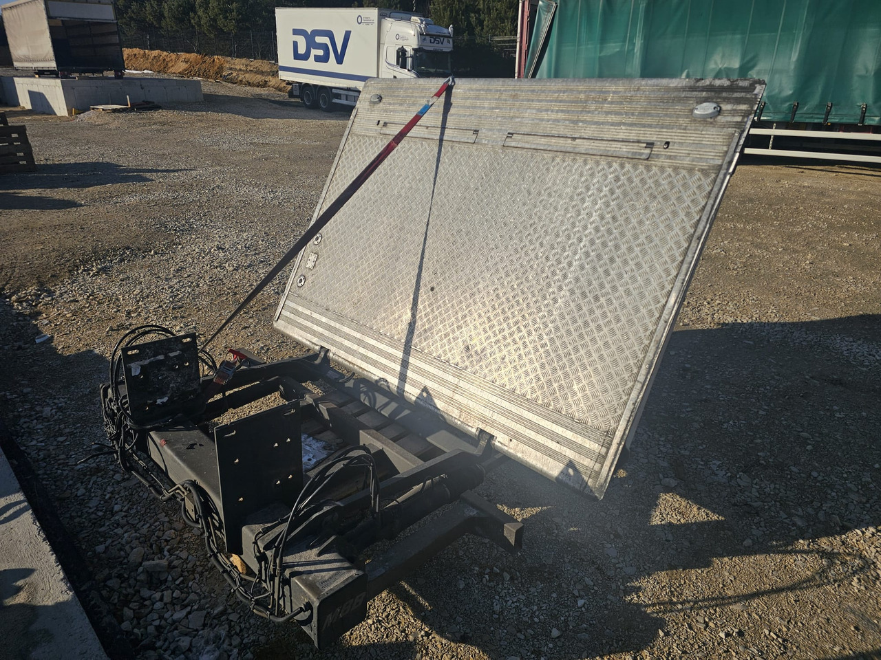 Toldo carrocería MERCEDES ATEGO / SPIER complete body + PALGINGER 1500kg ALU TAIL LIFT: foto 10