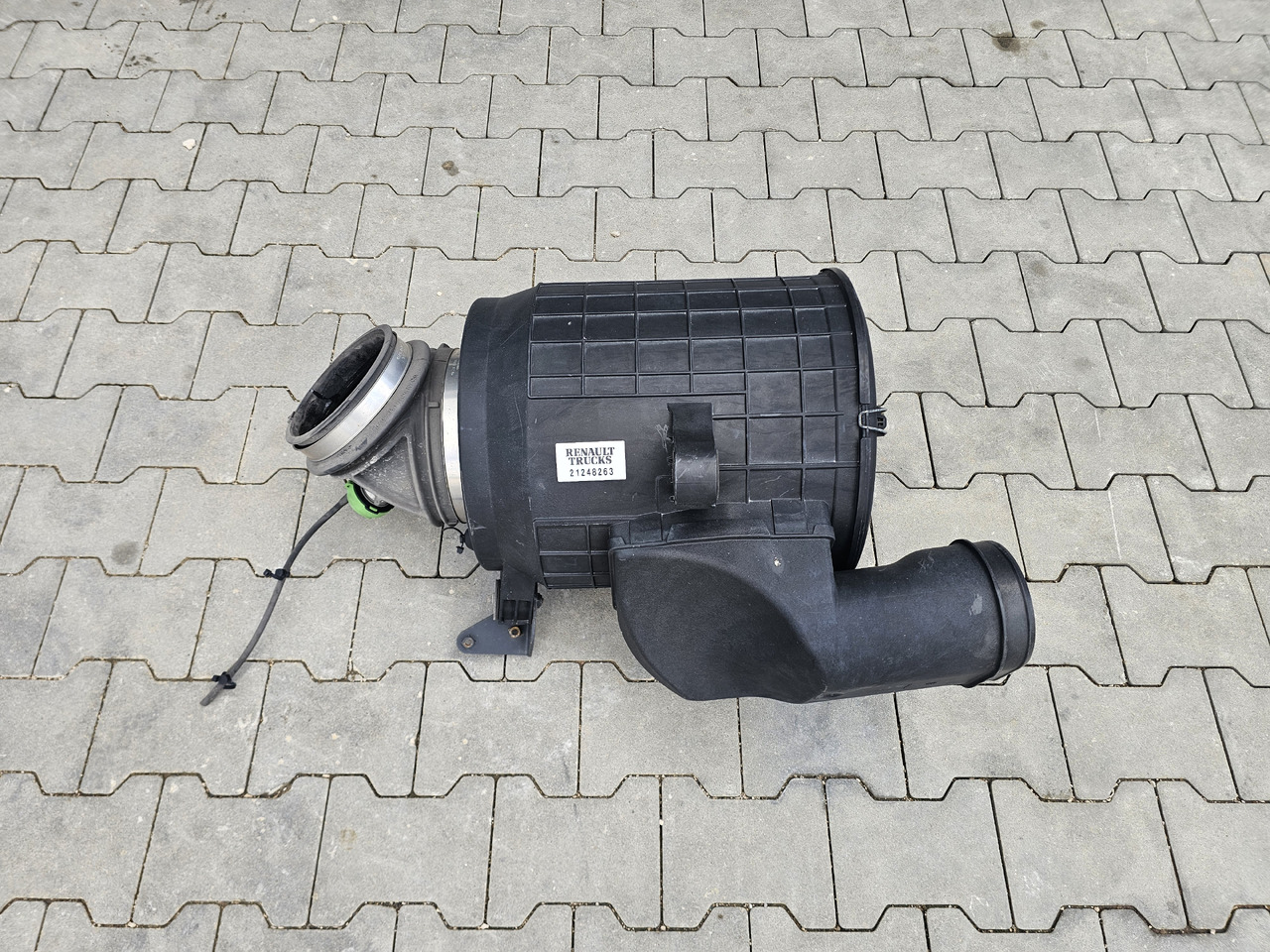 RENAULT RANGE T / AIR FILTER HOUSING / 21248263 - Filtro de aire: foto 1 RENAULT RANGE T / AIR FILTER HOUSING / 21248263 - Filtro de aire: foto 1