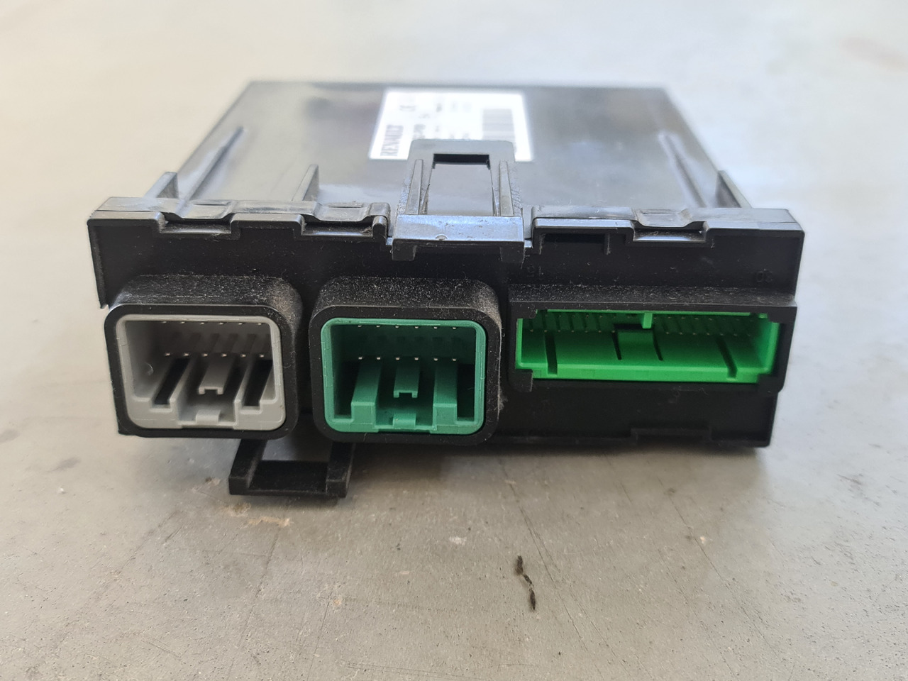 RENAULT RANGE T / CIOM HI CONTROL UNIT / 21930662-P08 - Unidad de control: foto 2 RENAULT RANGE T / CIOM HI CONTROL UNIT / 21930662-P08 - Unidad de control: foto 2