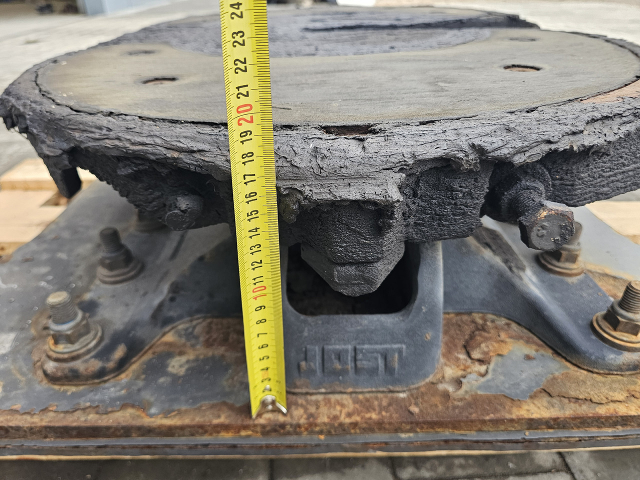 RENAULT RANGE T / JOST COMPLETE FIFTWHEEL / BRACKET: 185mm - Recambio: foto 5 RENAULT RANGE T / JOST COMPLETE FIFTWHEEL / BRACKET: 185mm - Recambio: foto 5