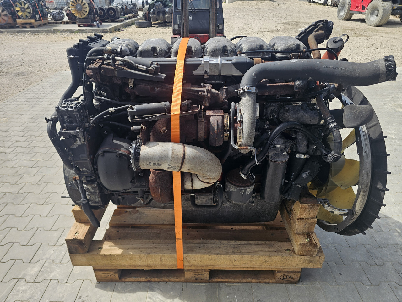 SCANIA ENGINE DT1217 / 480HP / HPI / EURO4 / COMPLETE ENGINE / WORLDWIDE DELIVERY - Motor: foto 5 SCANIA ENGINE DT1217 / 480HP / HPI / EURO4 / COMPLETE ENGINE / WORLDWIDE DELIVERY - Motor: foto 5
