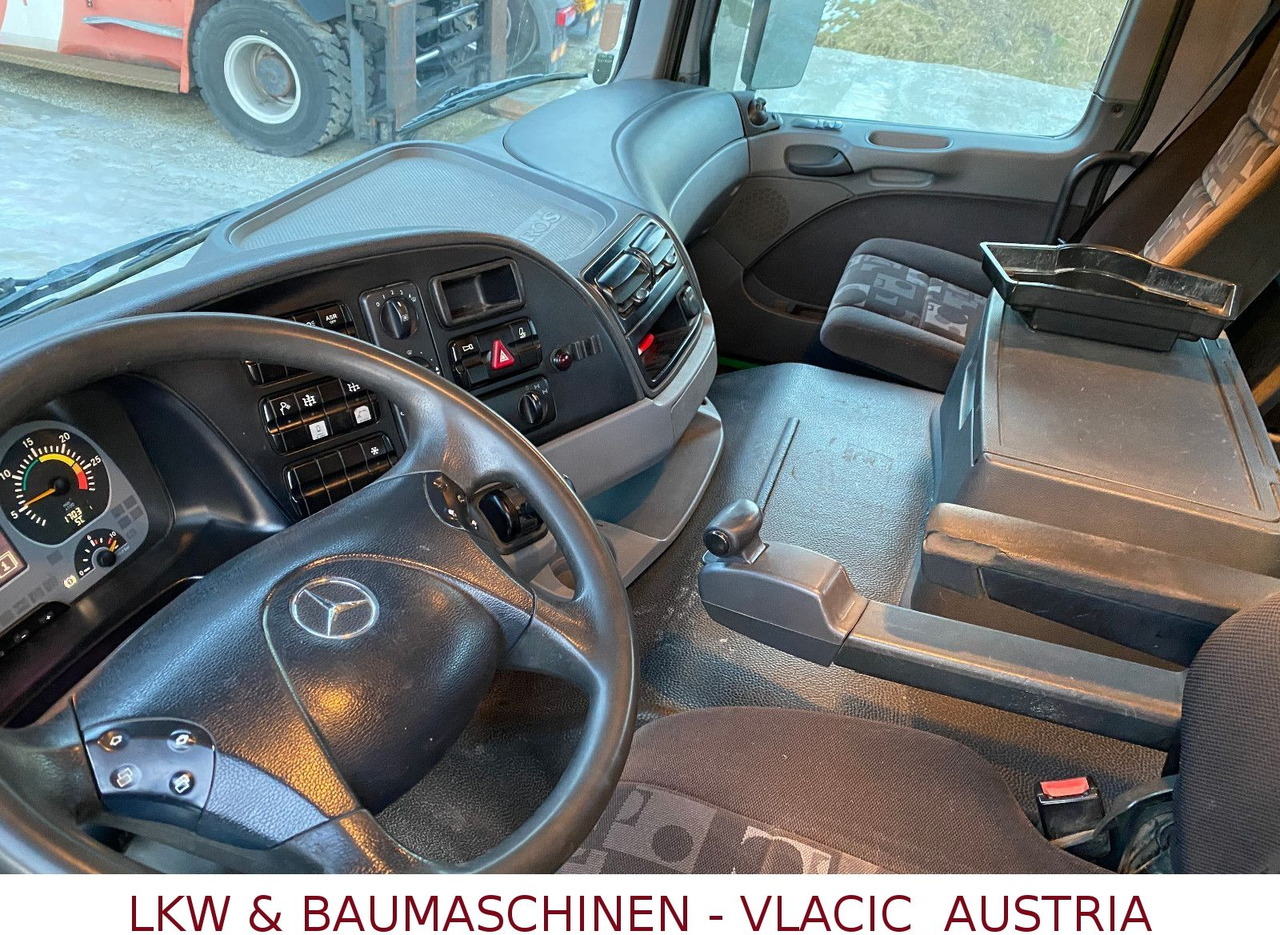 Mercedes-Benz 2641 Putzmeister 32/4 - Camión bomba de hormigón: foto 5 Mercedes-Benz 2641 Putzmeister 32/4 - Camión bomba de hormigón: foto 5