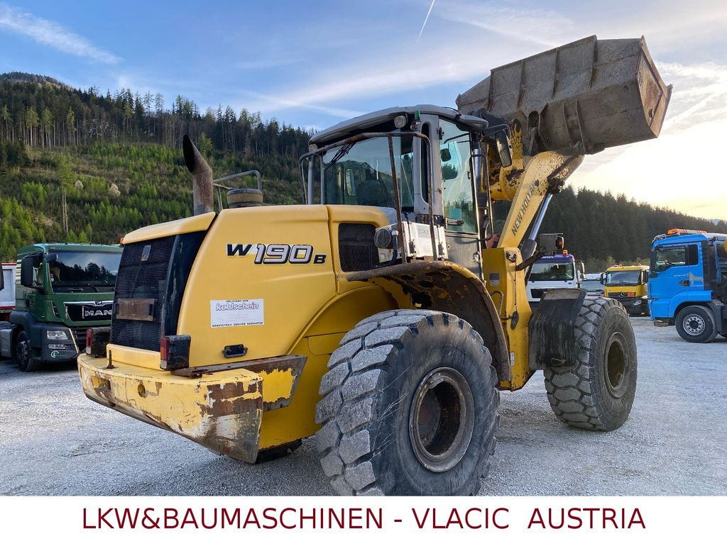 New Holland W190 B New Holland W190 B - Cargadora de ruedas: foto 4 New Holland W190 B New Holland W190 B - Cargadora de ruedas: foto 4