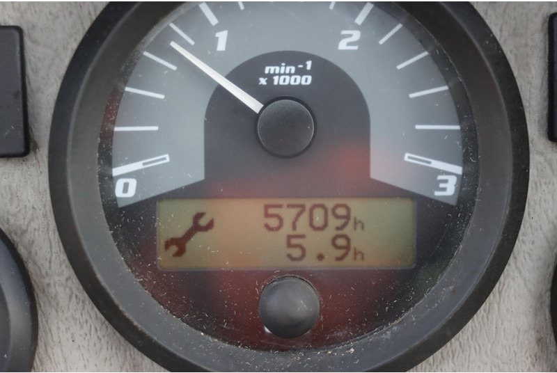 KONECRANES 28-1200B - Carretilla elevadora diésel: foto 4 KONECRANES 28-1200B - Carretilla elevadora diésel: foto 4