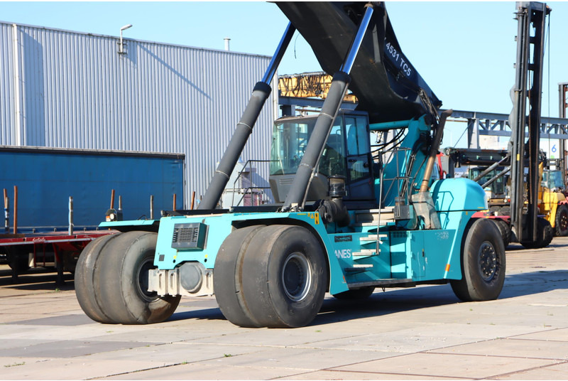 KONECRANES 4531TC5 - Reach stacker: foto 4 KONECRANES 4531TC5 - Reach stacker: foto 4