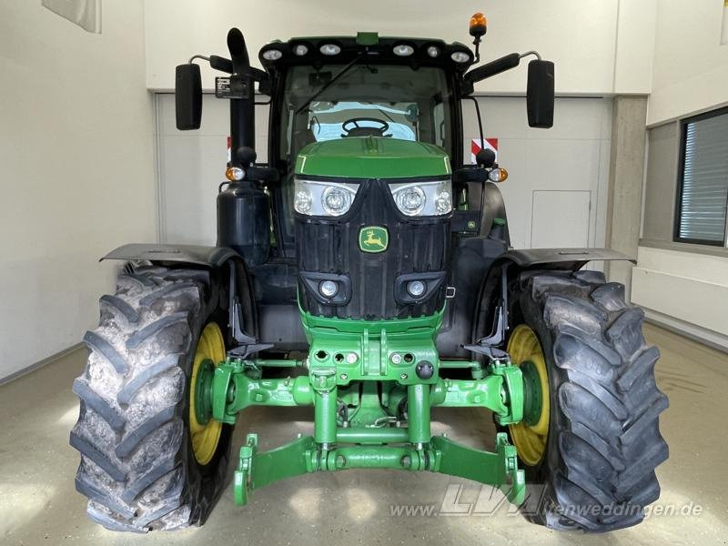 John Deere 6215R - Tractor: foto 4 John Deere 6215R - Tractor: foto 4