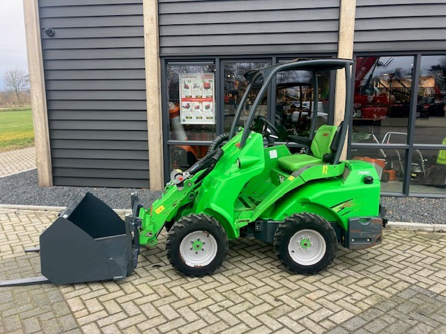 AVANT 420 loader - Cargadora articulada: foto 3 AVANT 420 loader - Cargadora articulada: foto 3