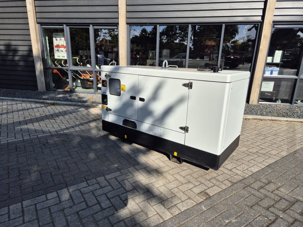 BRINKMAN & NIEMEIJER diesel generator - Generador industriale: foto 3 BRINKMAN & NIEMEIJER diesel generator - Generador industriale: foto 3