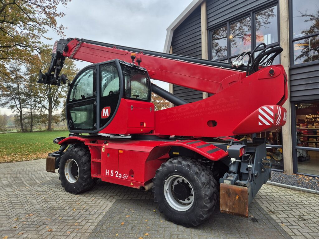 MAGNI RTH 5.25 SH - Manipulador telescópico: foto 3 MAGNI RTH 5.25 SH - Manipulador telescópico: foto 3