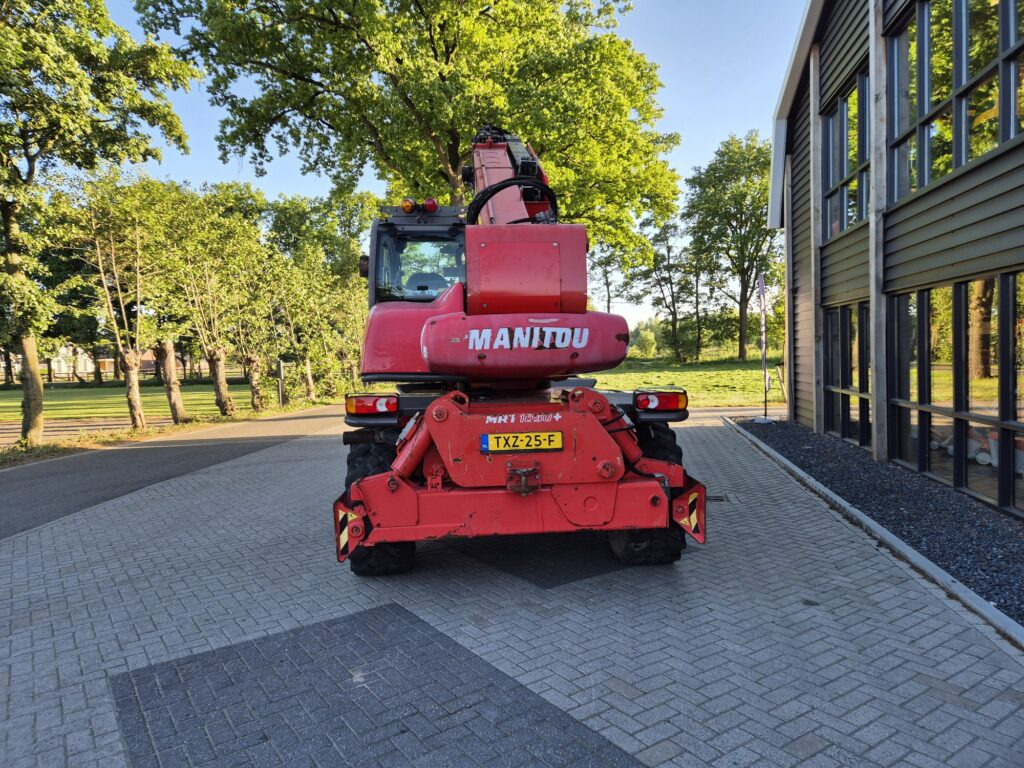 Manipulador telescópico MANITOU MRT 1850+ privilege: foto 6