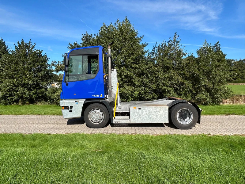 Terberg YT 223 | LOW HOURS - * 9211 *| GALVANISH CHASSIS | NEW MODEL - Tractor industrial: foto 3 Terberg YT 223 | LOW HOURS - * 9211 *| GALVANISH CHASSIS | NEW MODEL - Tractor industrial: foto 3