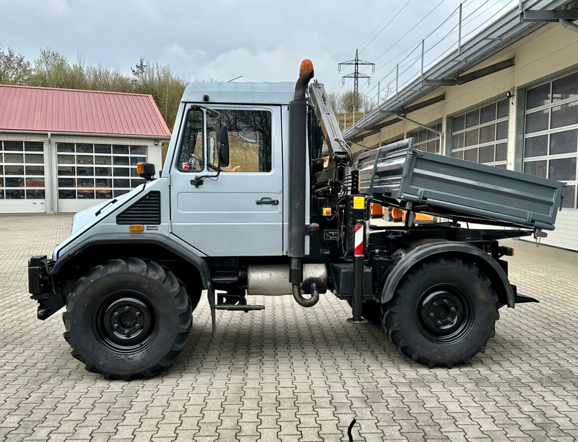 Unimog 130 - U130 418 74426 mit Kran und Winde Mer - Camión volquete: foto 4 Unimog 130 - U130 418 74426 mit Kran und Winde Mer - Camión volquete: foto 4