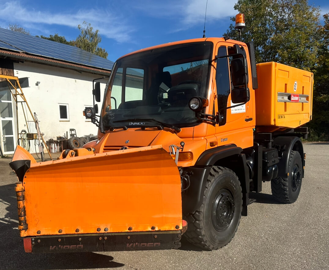 Unimog 500 - U500 Sonderangebot Mercedes Benz 405 - Camión volquete, Máquina quitanieve: foto 2 Unimog 500 - U500 Sonderangebot Mercedes Benz 405 - Camión volquete, Máquina quitanieve: foto 2