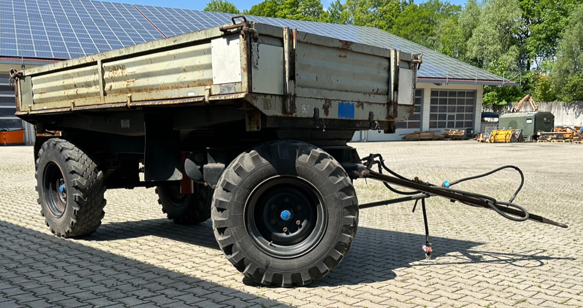 Unimog Anhänger 3 Seitenkipper Müller Mitteltal KD - Remolque volquete: foto 3 Unimog Anhänger 3 Seitenkipper Müller Mitteltal KD - Remolque volquete: foto 3