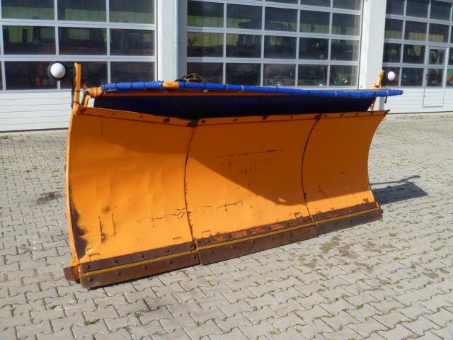 Unimog Schneepflug - Schneeschild Schmidt M30.3 - Cuchilla quitanieves: foto 1 Unimog Schneepflug - Schneeschild Schmidt M30.3 - Cuchilla quitanieves: foto 1