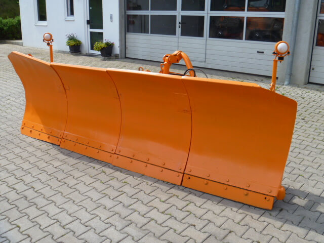 Unimog Schneepflug - Schneeschild Schmidt MF5.3 - Cuchilla quitanieves: foto 2 Unimog Schneepflug - Schneeschild Schmidt MF5.3 - Cuchilla quitanieves: foto 2