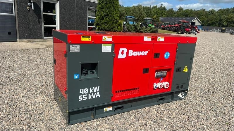 Bauer GFS-40 ATS, 40 kW/50 kVA - Generador industriale: foto 2 Bauer GFS-40 ATS, 40 kW/50 kVA - Generador industriale: foto 2