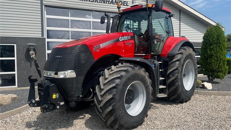 Case IH Magnum 370 CVX Med fronlift - Tractor: foto 3 Case IH Magnum 370 CVX Med fronlift - Tractor: foto 3