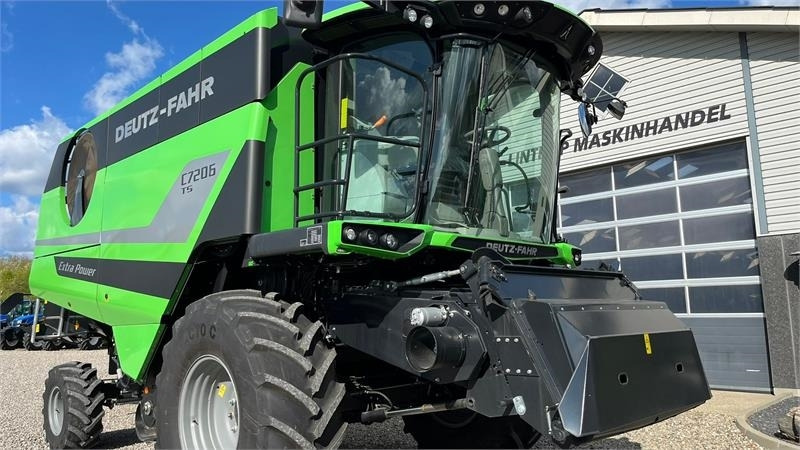 Deutz-fahr C7206 With 24feed - 7.2m header. New and unused Co - Cosechadora de granos: foto 3 Deutz-fahr C7206 With 24feed - 7.2m header. New and unused Co - Cosechadora de granos: foto 3