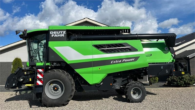Deutz-fahr C7206 With 24feed - 7.2m header. New and unused Co - Cosechadora de granos: foto 1 Deutz-fahr C7206 With 24feed - 7.2m header. New and unused Co - Cosechadora de granos: foto 1
