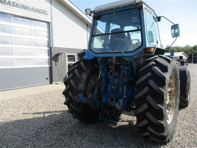 Tractor Ford TW 25 Regulær: foto 17 Tractor Ford TW 25 Regulær: foto 17