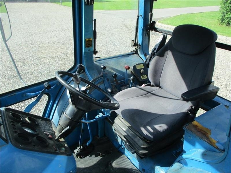 Tractor Ford TW 25 Regulær: foto 19 Tractor Ford TW 25 Regulær: foto 19