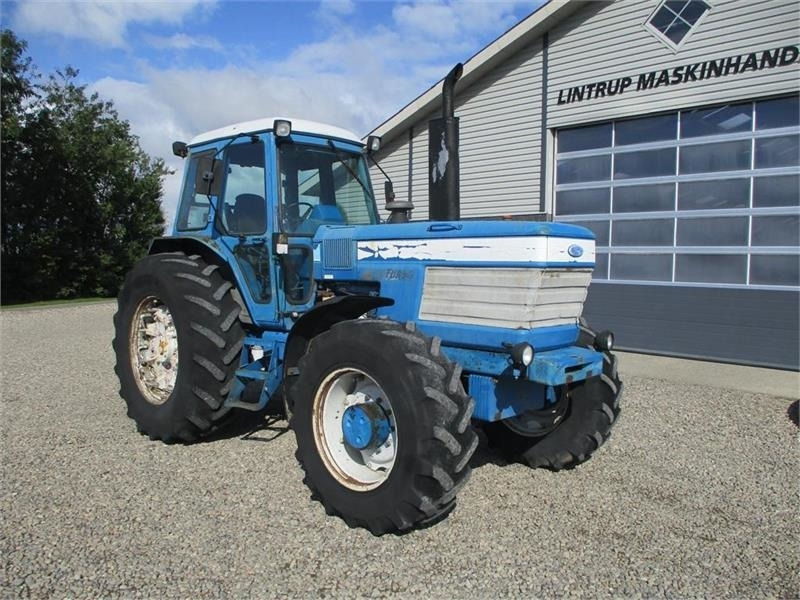 Tractor Ford TW 25 Regulær: foto 14 Tractor Ford TW 25 Regulær: foto 14