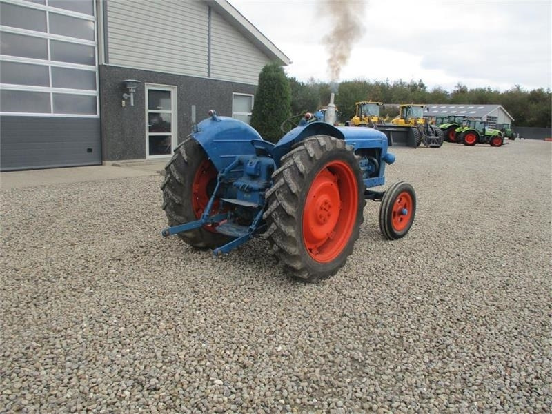 Fordson Major Diesel traktor - Tractor: foto 4 Fordson Major Diesel traktor - Tractor: foto 4