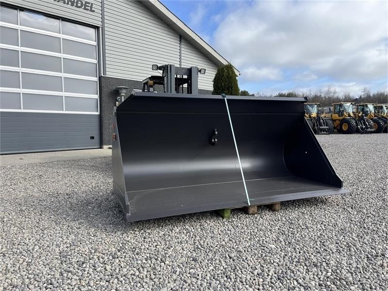 JST Skovl 3.4m3 med volvoskifte og 3m bred. NY SKOVL. - Cargadora de ruedas: foto 4 JST Skovl 3.4m3 med volvoskifte og 3m bred. NY SKOVL. - Cargadora de ruedas: foto 4