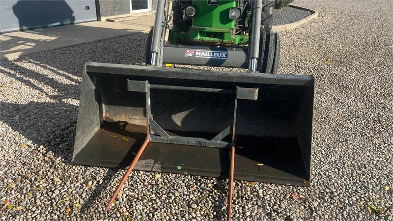 John Deere 2850 Med frontlæsser - Tractor: foto 4 John Deere 2850 Med frontlæsser - Tractor: foto 4