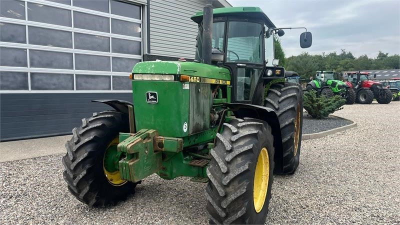 Tractor John Deere 4450 med 7,6L motor: foto 8 Tractor John Deere 4450 med 7,6L motor: foto 8