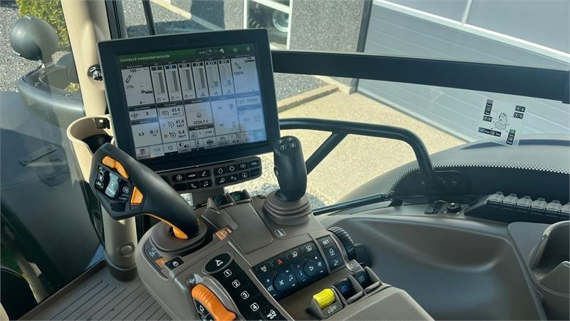 John Deere 6195R Ultimate Edition, CommandPro, Meget velholdt - Tractor: foto 3 John Deere 6195R Ultimate Edition, CommandPro, Meget velholdt - Tractor: foto 3