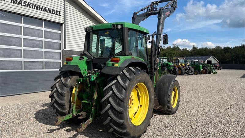 Tractor John Deere 6910 Auto Quad II-TLS Med frontlæsser: foto 12