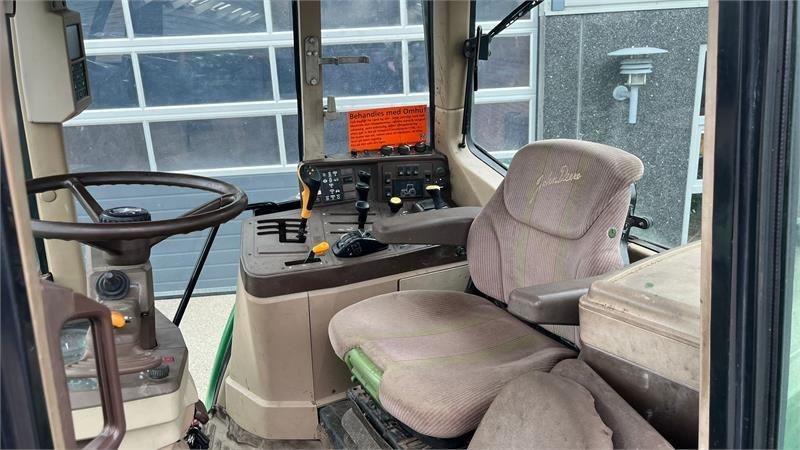 John Deere 6910 TLS, AutoQurd, Hjørnestops computer og frontl - Tractor: foto 5 John Deere 6910 TLS, AutoQurd, Hjørnestops computer og frontl - Tractor: foto 5