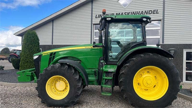 Tractor John Deere 8260R: foto 10 Tractor John Deere 8260R: foto 10