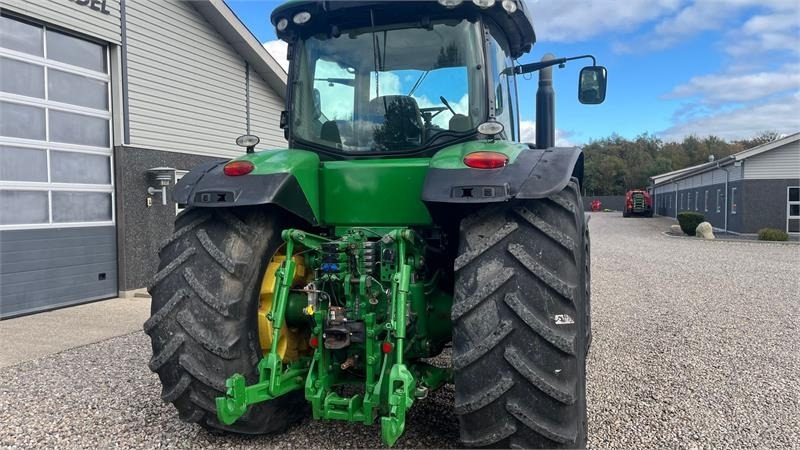 Tractor John Deere 8260R: foto 14 Tractor John Deere 8260R: foto 14