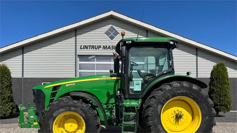 John Deere 8345R Med frontlift - Tractor: foto 1 John Deere 8345R Med frontlift - Tractor: foto 1