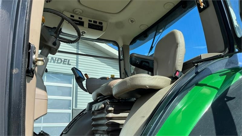 John Deere 8345R Med frontlift - Tractor: foto 4 John Deere 8345R Med frontlift - Tractor: foto 4