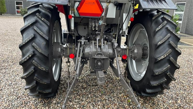 Massey Ferguson 375 DEN ER SOM NY! Hi-Line model med fyldt service - Tractor: foto 4 Massey Ferguson 375 DEN ER SOM NY! Hi-Line model med fyldt service - Tractor: foto 4