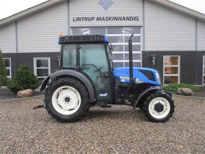 New Holland T4.80 F SuperSteear med aircondition og koblingsfr - Tractor: foto 2 New Holland T4.80 F SuperSteear med aircondition og koblingsfr - Tractor: foto 2