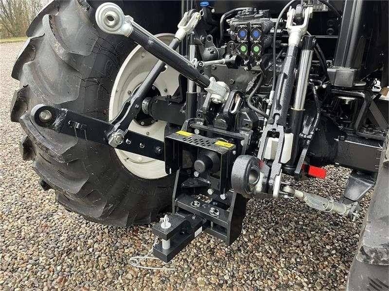 New Holland T6050 Delta - EXPORT - Tractor: foto 3 New Holland T6050 Delta - EXPORT - Tractor: foto 3