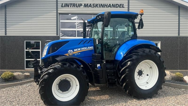 New Holland T7.175 RangeCommand med frontlift. Meget velholdt - Tractor: foto 1 New Holland T7.175 RangeCommand med frontlift. Meget velholdt - Tractor: foto 1