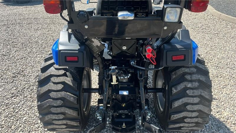 Solis H26 HST Hydrostat. Industrihjul - Tractor municipal: foto 4 Solis H26 HST Hydrostat. Industrihjul - Tractor municipal: foto 4