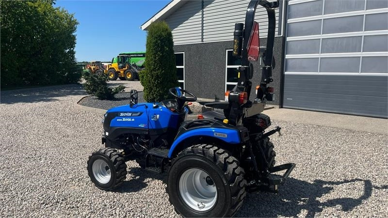 Solis H26 HST Hydrostat. Industrihjul - Tractor municipal: foto 3 Solis H26 HST Hydrostat. Industrihjul - Tractor municipal: foto 3