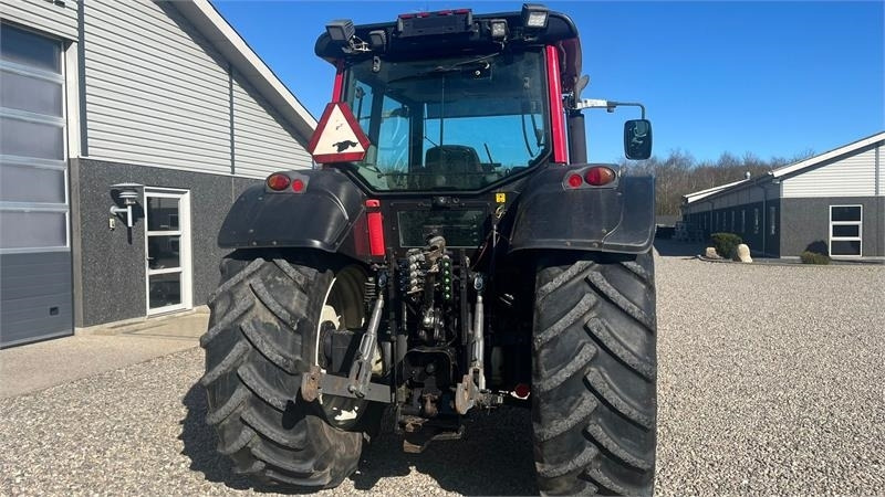 Tractor Valtra T171 Frontlift og fuld affjedring: foto 14