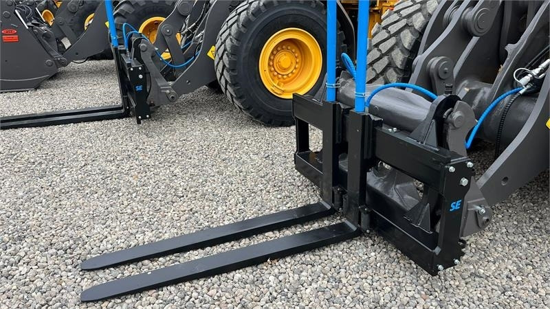 Volvo Pallegafler Hydraulisk 5Tons pallegafler med Volvo - Cargadora de ruedas: foto 1 Volvo Pallegafler Hydraulisk 5Tons pallegafler med Volvo - Cargadora de ruedas: foto 1