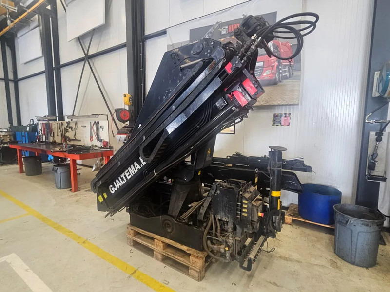 Hiab 23 tm hiab with radio remote - Brazo: foto 3 Hiab 23 tm hiab with radio remote - Brazo: foto 3