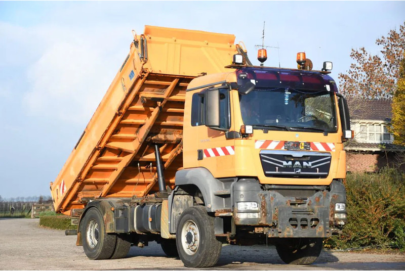 MAN TGS 18.320 AK!!4X4!! KIPPER MEILLER!!KOMMUNAL LKW!!KLIMA - Camión volquete: foto 1 MAN TGS 18.320 AK!!4X4!! KIPPER MEILLER!!KOMMUNAL LKW!!KLIMA - Camión volquete: foto 1